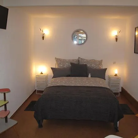Ferienwohnung Sorgenfrei *