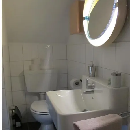 Apartment Ferienwohnung Sorgenfrei