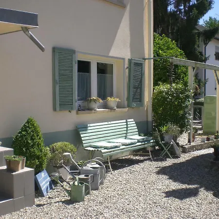 Ferienwohnung Sorgenfrei *